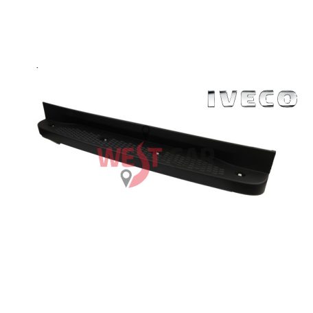 2014-> Iveco Daily rear step plastic cover original number: 5801565332